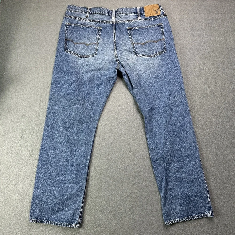 American Eagle Jeans Mens 38x32 Original Straight Light Blue Denim 100% Cotton